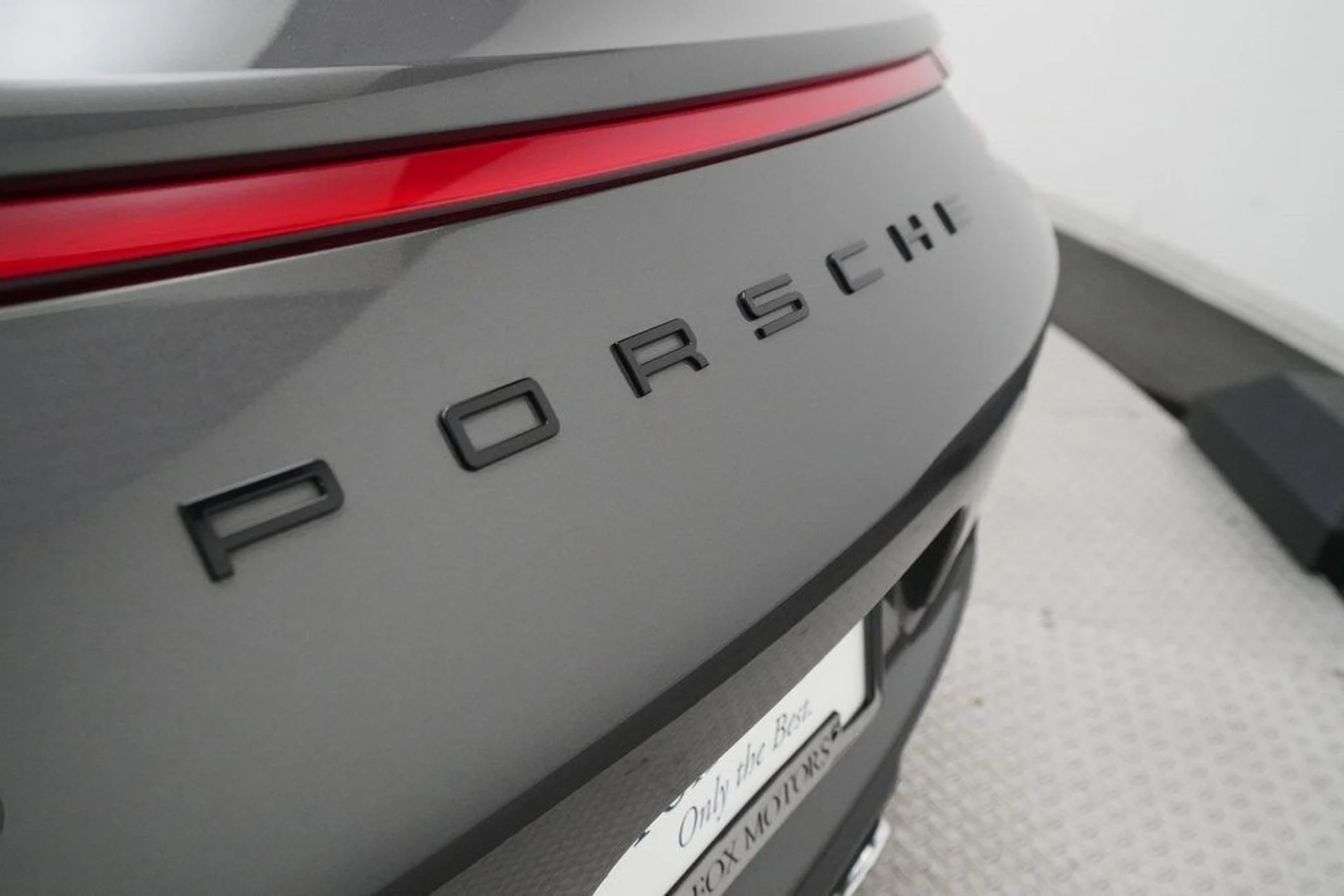 mph013_3465126038_0c64d206af581a16b54ad38b818d3864x_744c5c4971