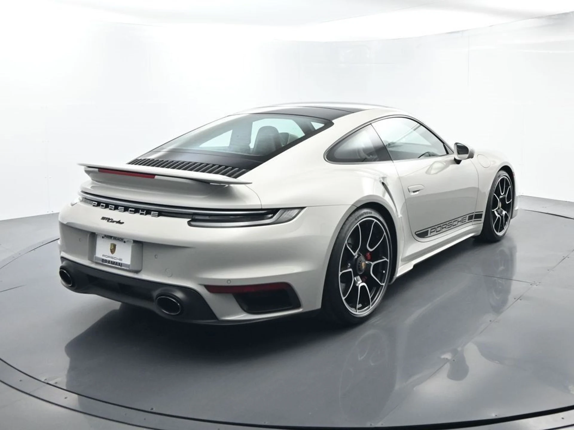 mph013_3466571011_5cb7676bfe473cb710c89ff490a4feff_0aaefa3528