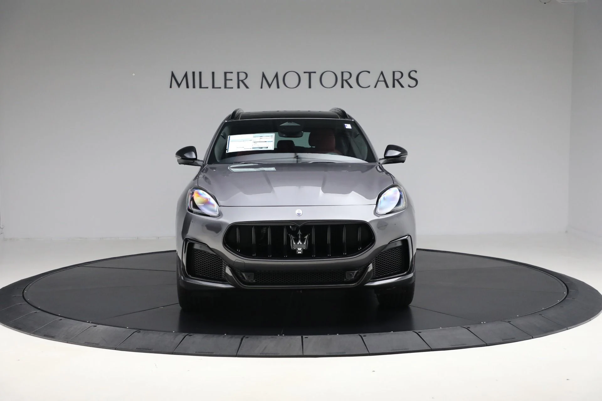 mph013_3466863680_New_2025_Maserati_Grecale_Trofeo_b8e79253ad
