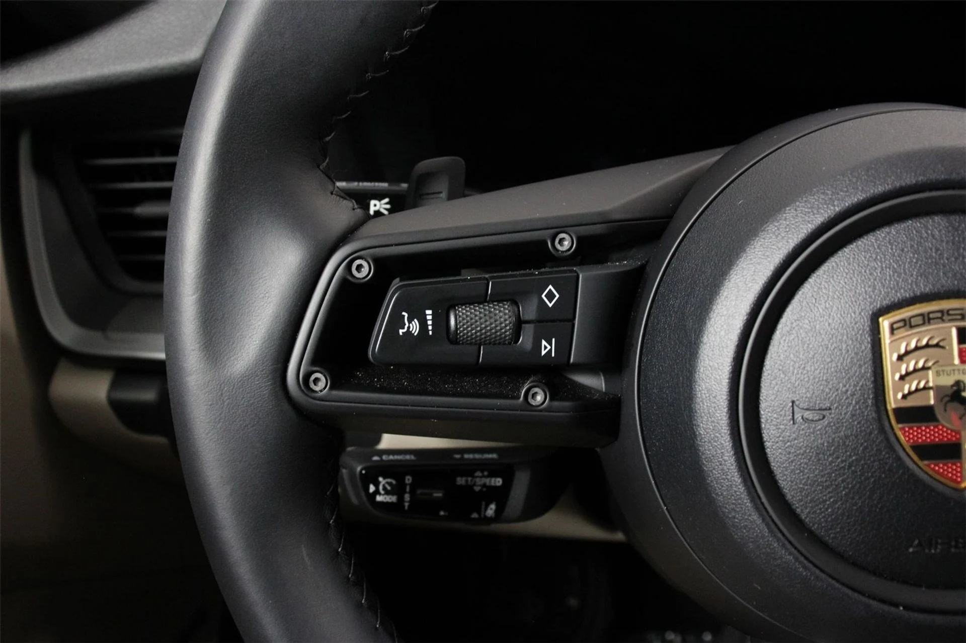 mph013_3470447655_83d5415e03542027a50d274f6fb9a385_42f37f09b2