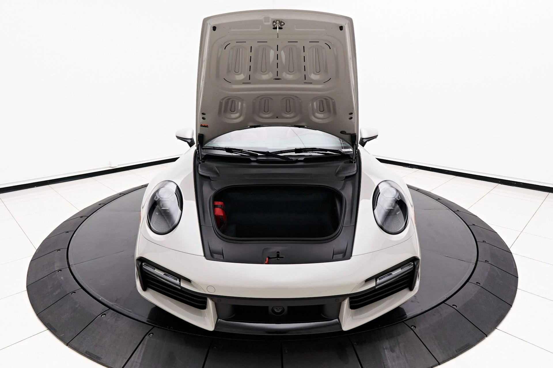 mph013_3474602012_Used_2022_Porsche_911_Turbo_S_1710196275_7661b0630d
