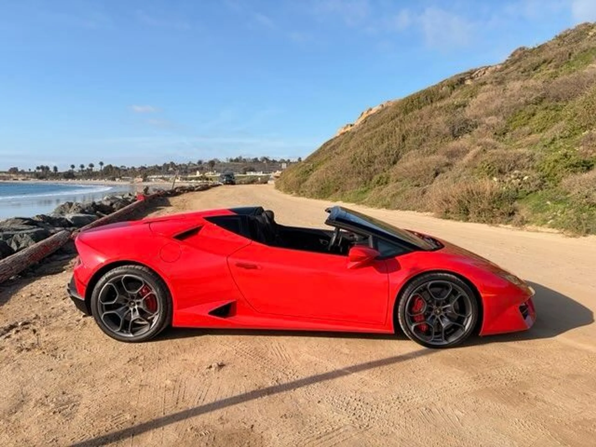 mph013_3480356030_Used_2019_Lamborghini_Huracan_LP_580_2_Spyder_1766449981_233f8289e6