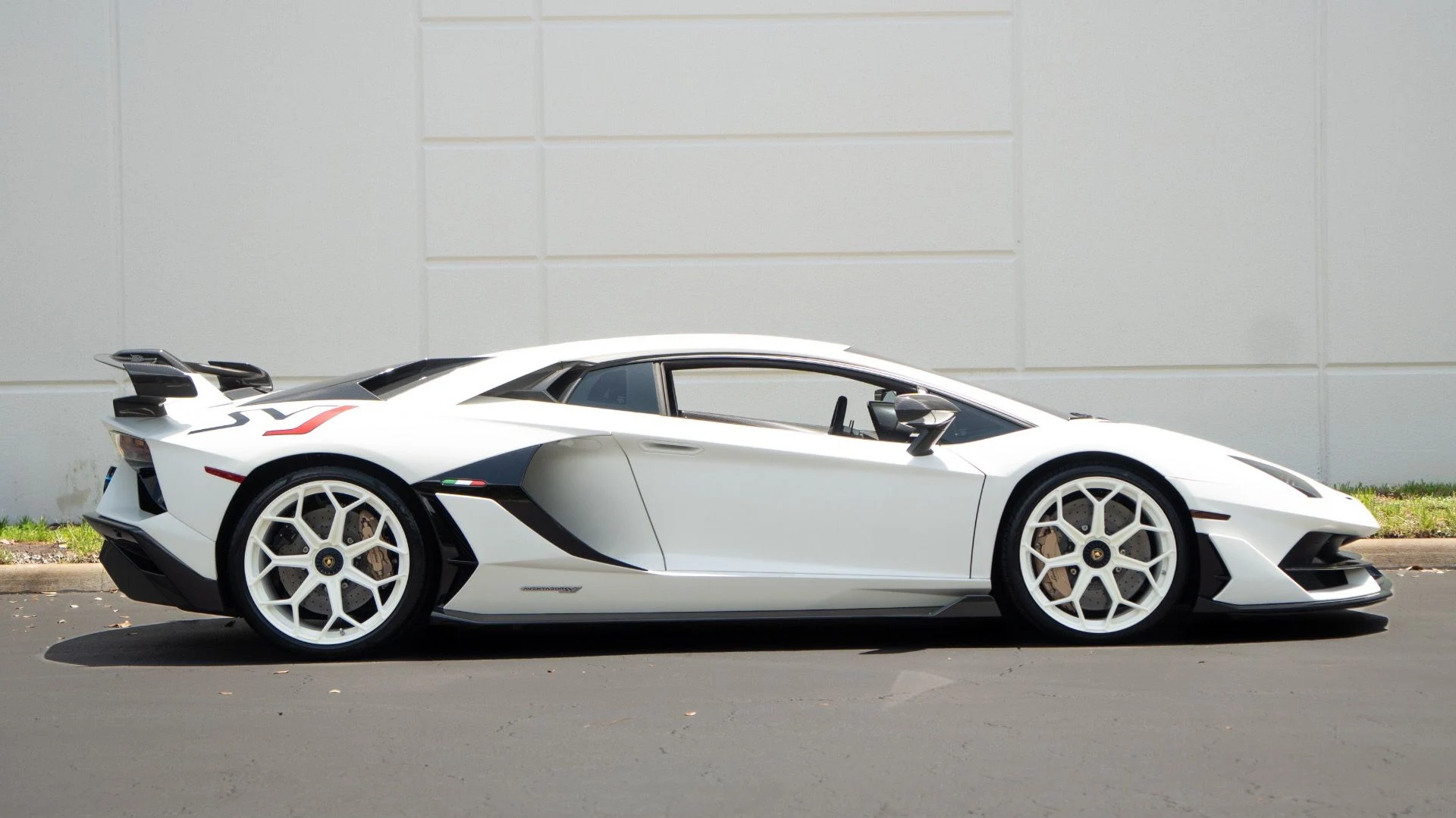 mph013_3483748854_Used_2019_Lamborghini_Aventador_LP_770_4_SVJ_1754340799_fca8d1d066
