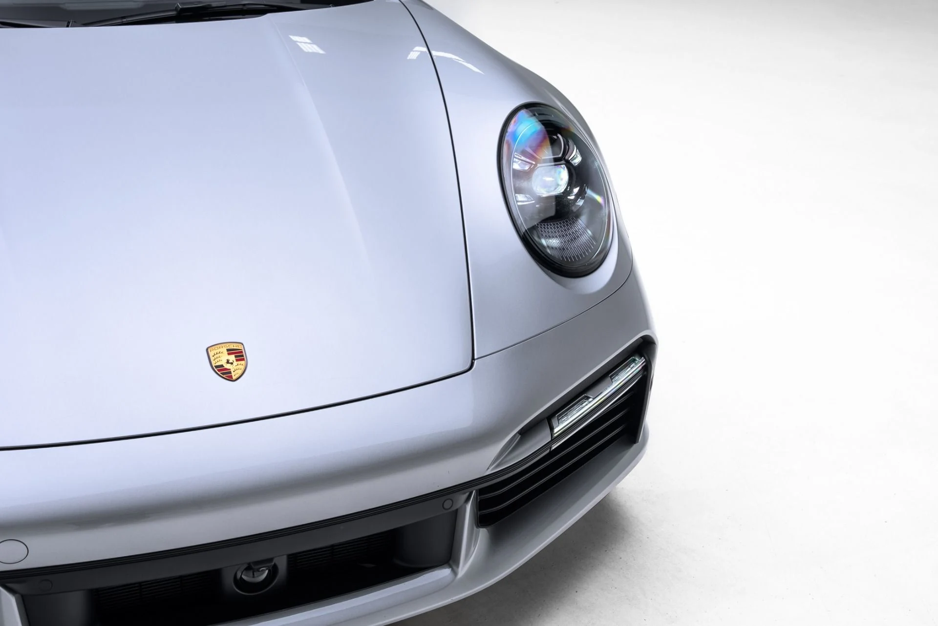 mph013_3485410552_Used_2025_Porsche_911_Turbo_S_1772494220_53af5309fb