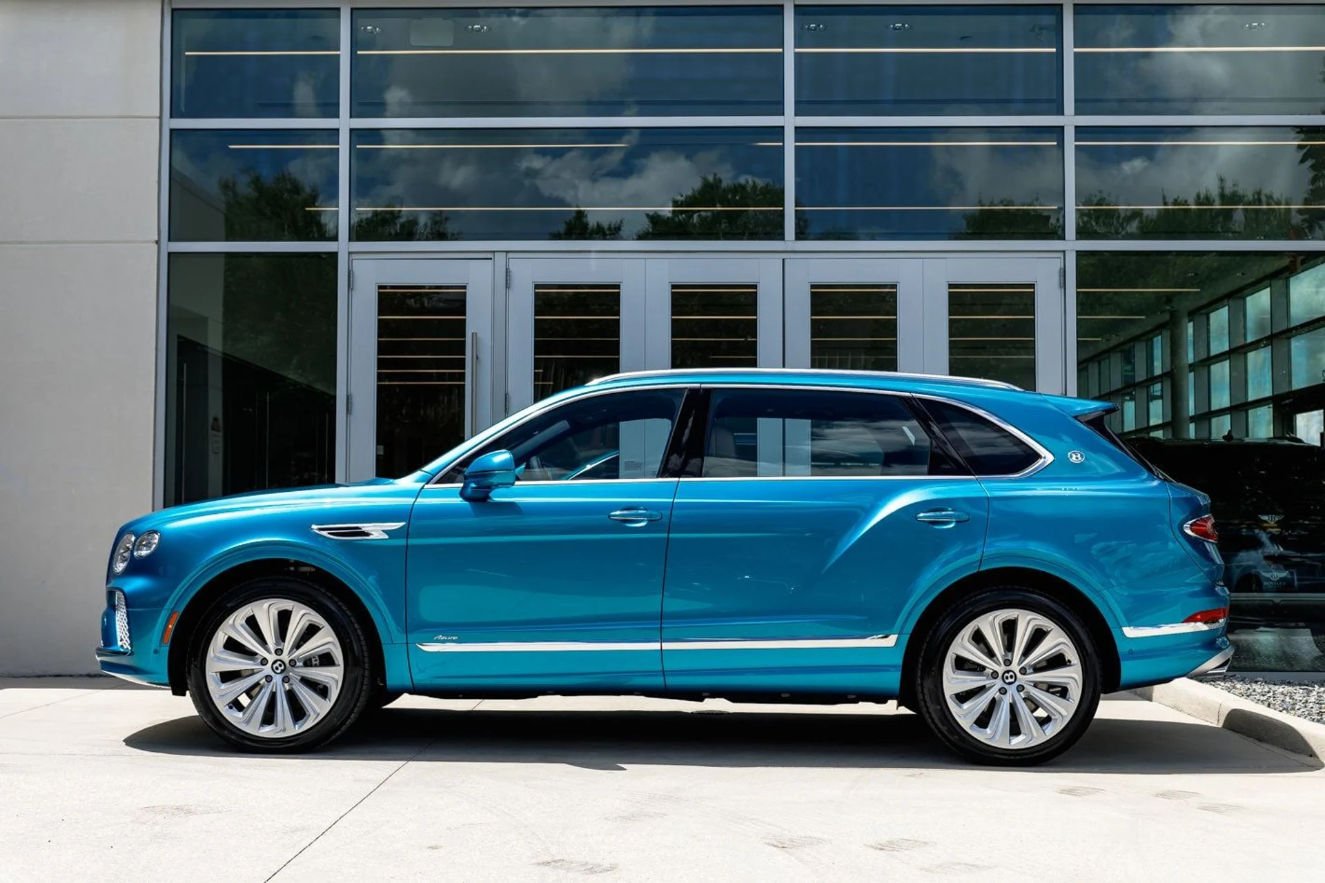 mph013_3488237252_d6477fd914465f90a0d793fad584b0ddx_dfafe539b0