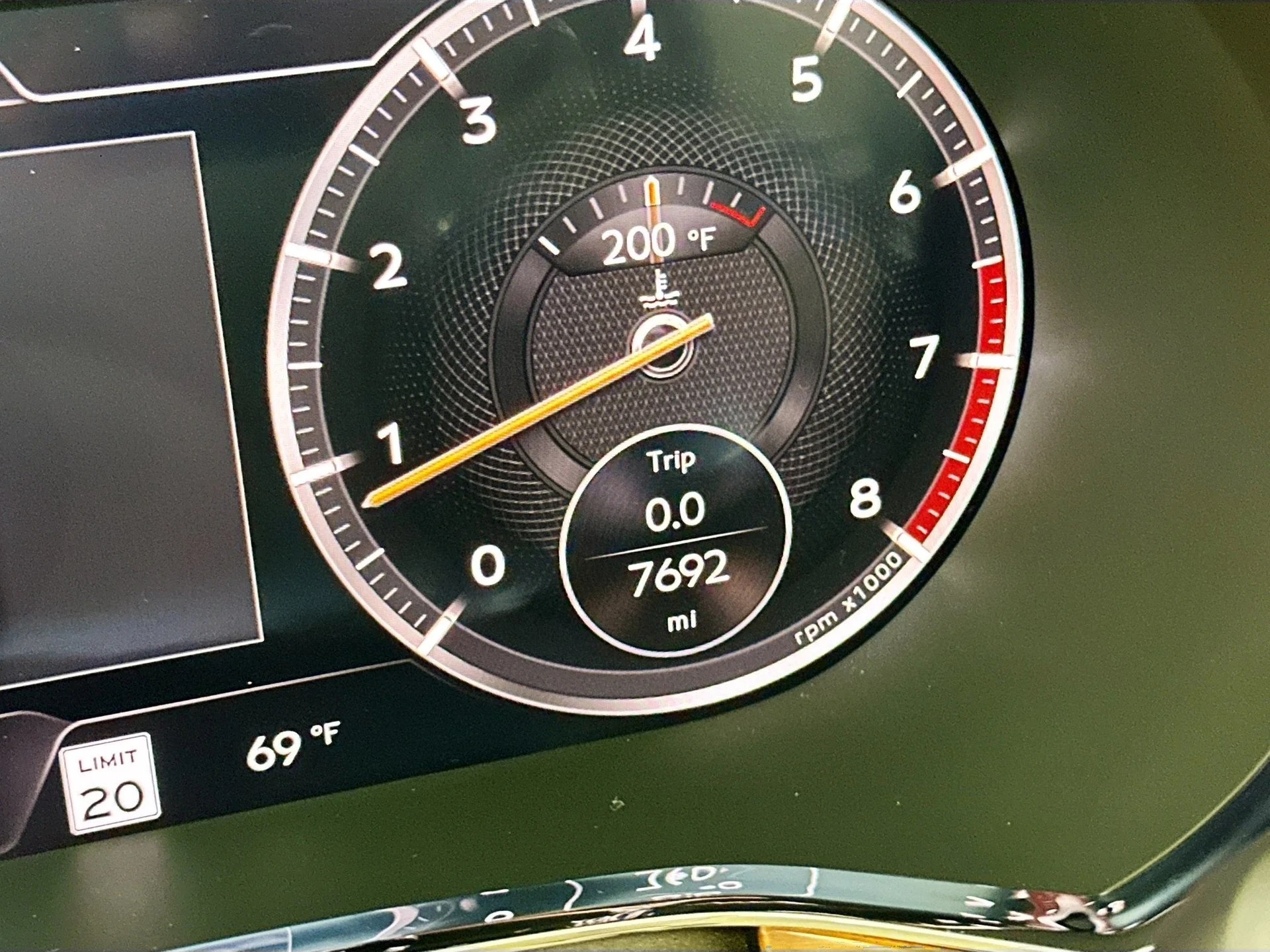 mph013_3495758287_14_d6194ae530