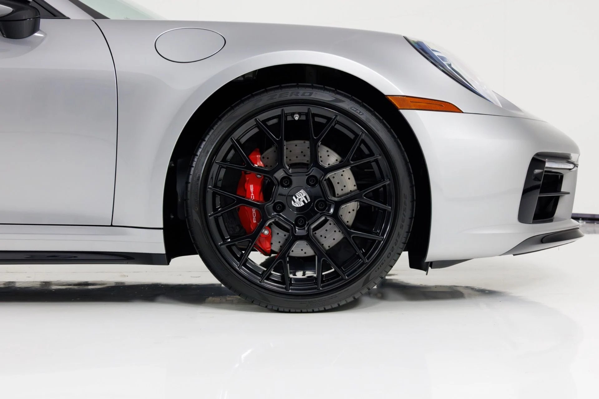 mph013_3496259441_Used_2022_Porsche_911_Targa_4_S_1786991063_60ee9b6061