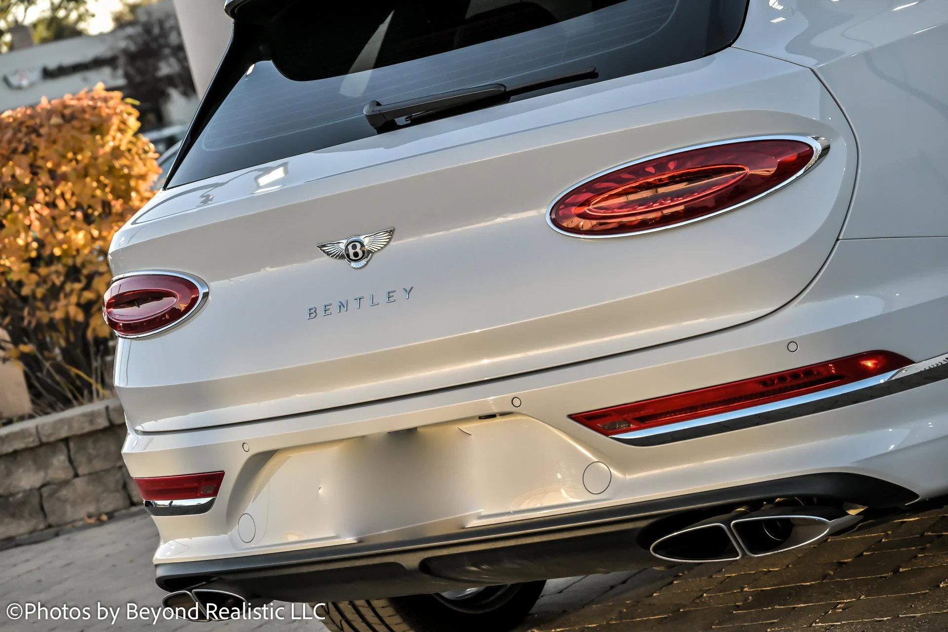 mph013_3499339737_Used_2019_Bentley_Bentayga_V8_1764407870_3f09c78a37