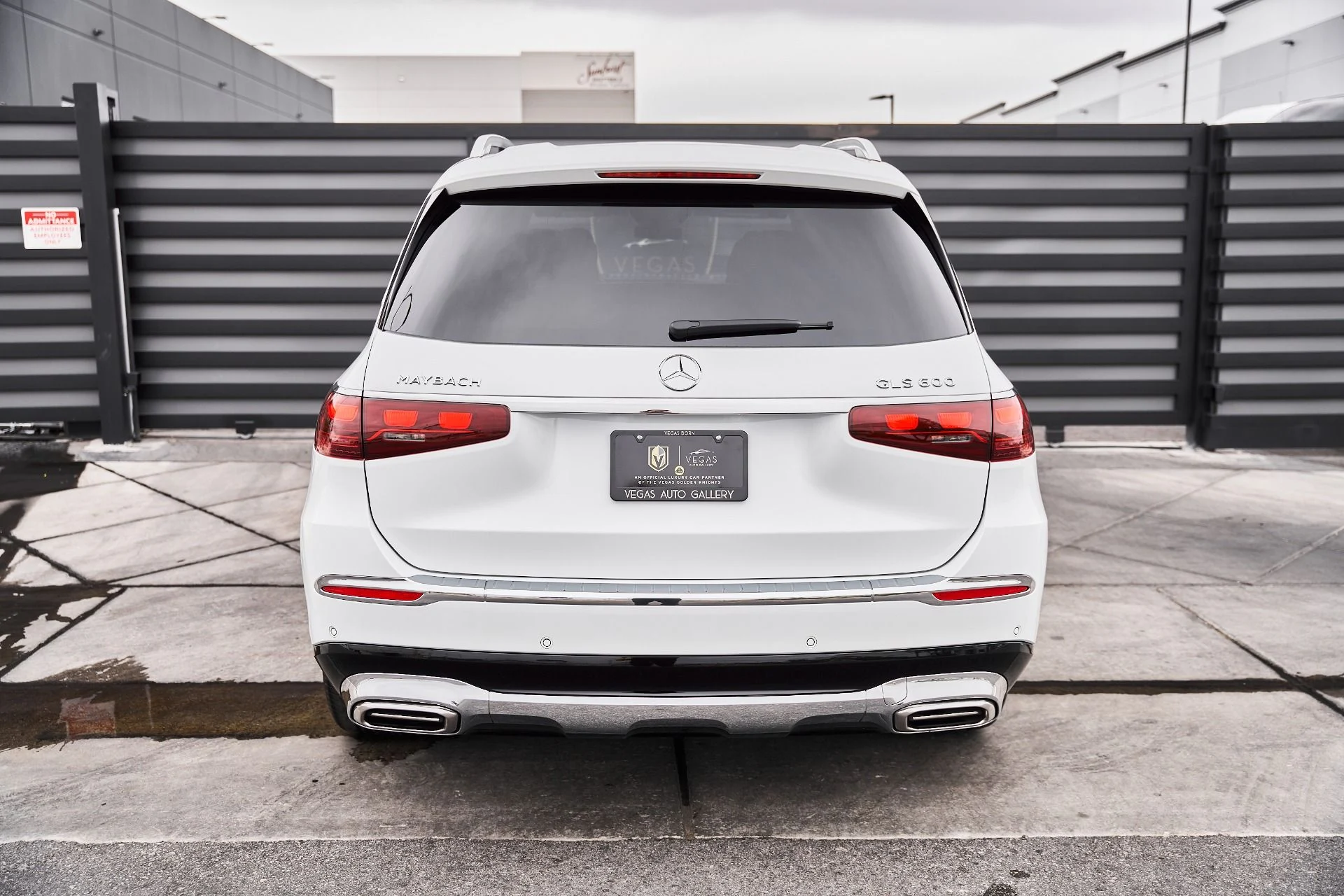 mph013_3504810213_Used_2026_Mercedes_Benz_GLS_Maybach_GLS_600_1777160216_7b7ac656a1