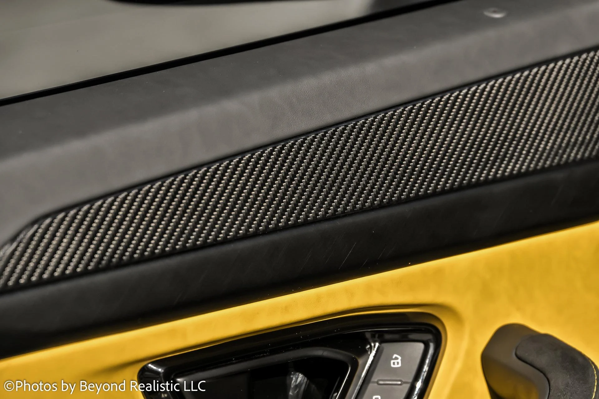 mph013_3515441231_Used_2024_Lamborghini_Urus_S_1769420560_266f26c5d7