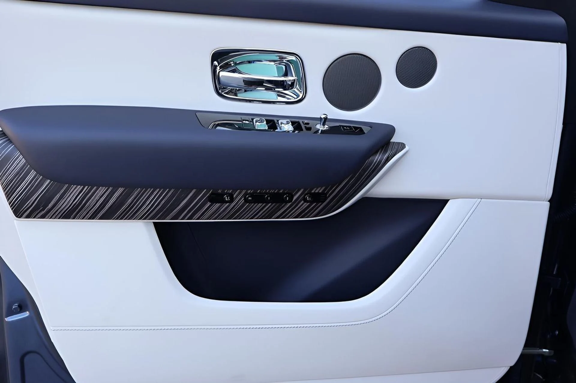 mph013_3525897461_14_076ed0522c