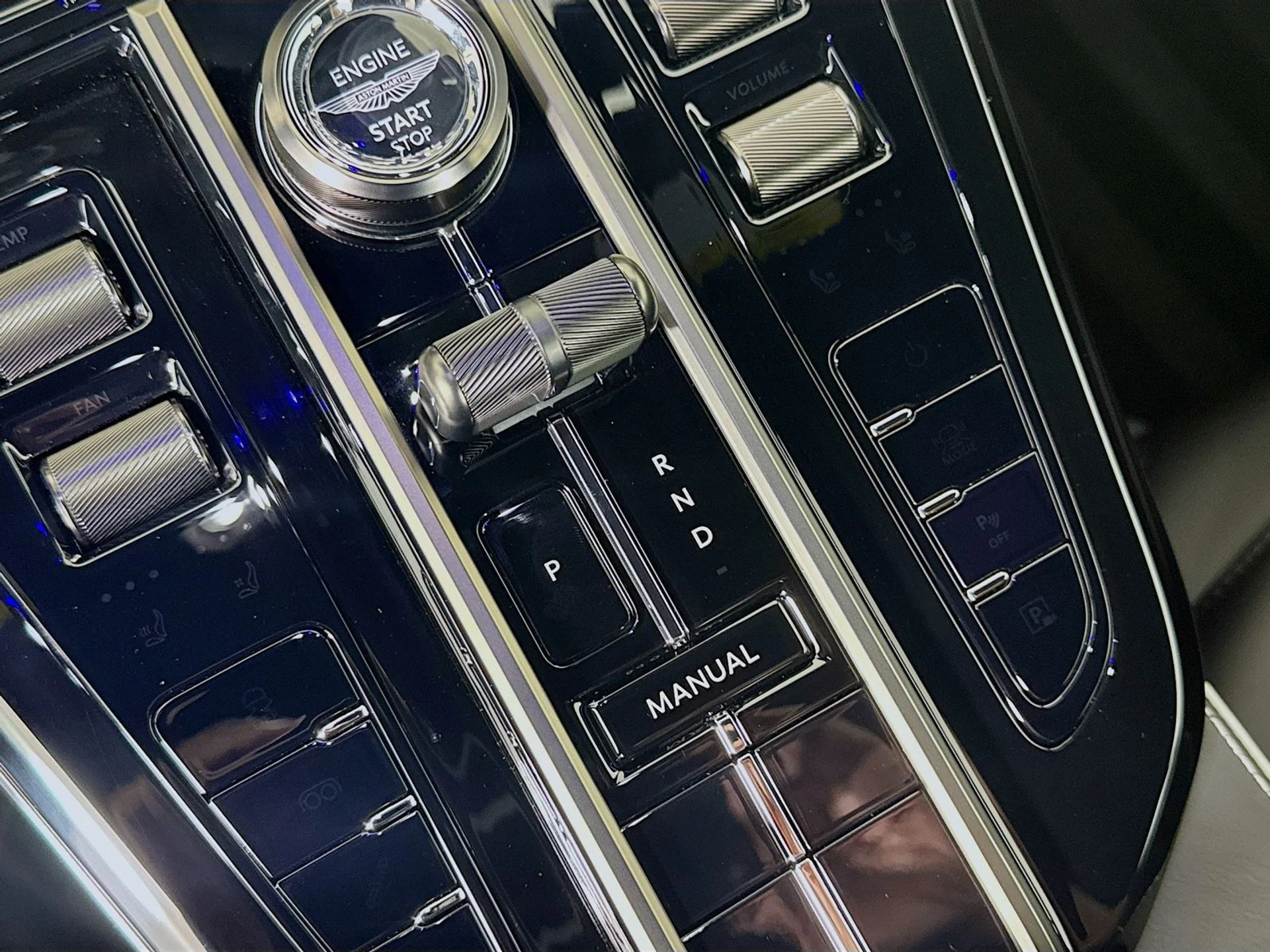 mph013_3530951651_e414cab477fa16ad876e19940ad17c1dx_5c83da8b69