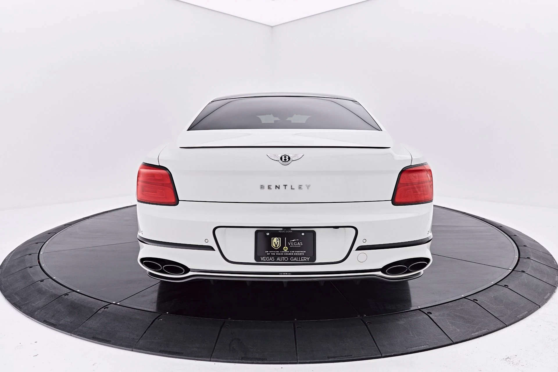 mph013_3535116155_Used_2022_Bentley_Flying_Spur_V8_1786412478_81d9cda323