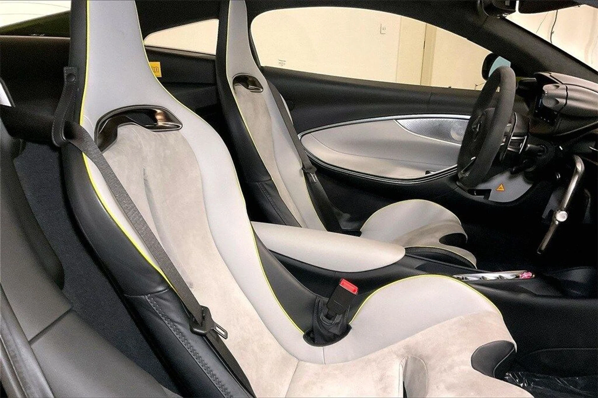 mph013_3536734650_bb1c9507bd47f7b7ee3268f0e221a651x_01609fffcb