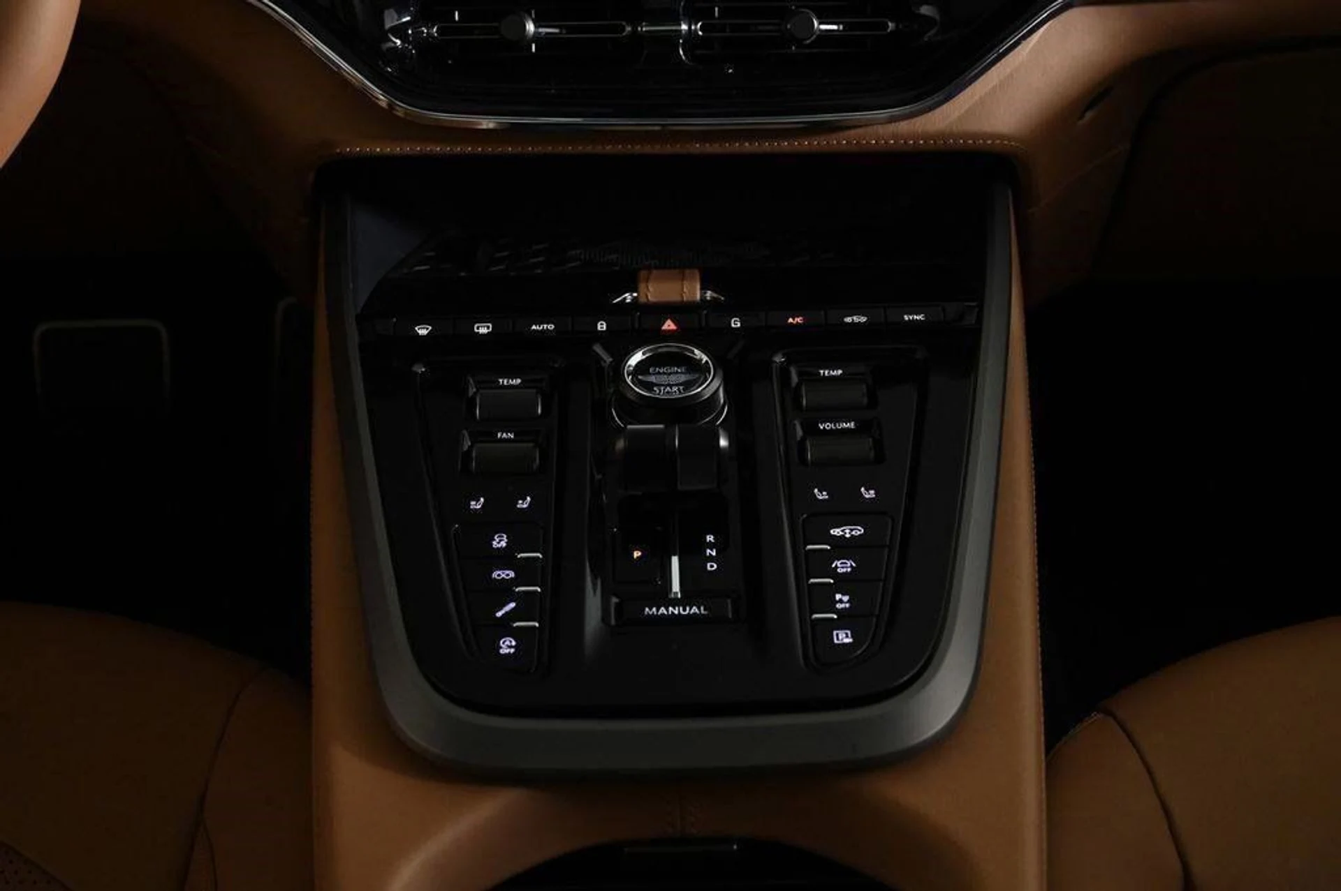 mph013_3543196206_new_2025_aston_martin_dbx_707awd_11350_22854869_13_1024_7db8126bd4