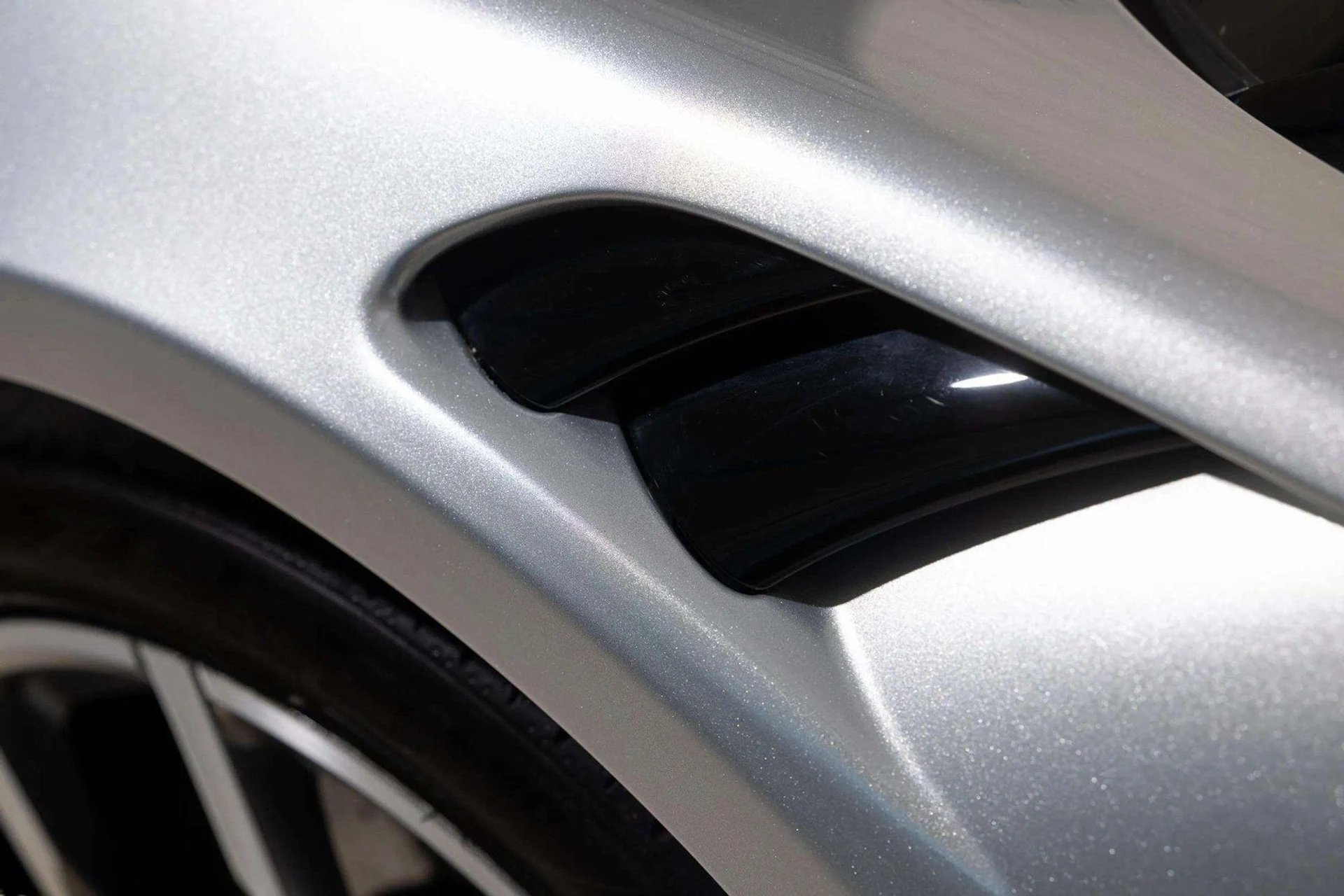 mph013_3548927857_image_14_c10ac95f47