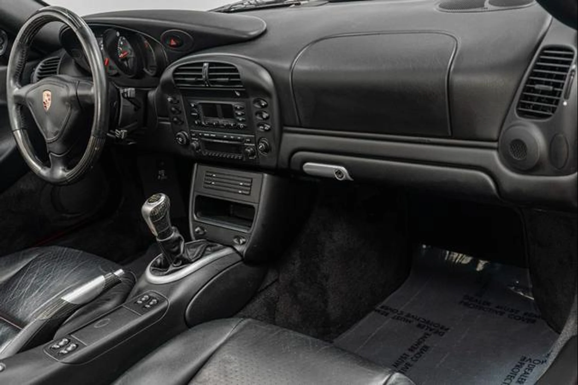 mph013_3553553710_z_U_Bmw_Ur_Y_Re_V7_C8_Dlw_Ydhh_Z_Cf_N1_E_329d3a65ca