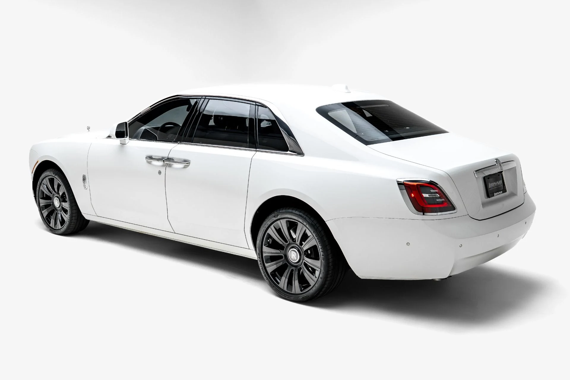 mph013_3563497912_Used_2022_Rolls_Royce_Ghost_1784162754_ea504b74e7