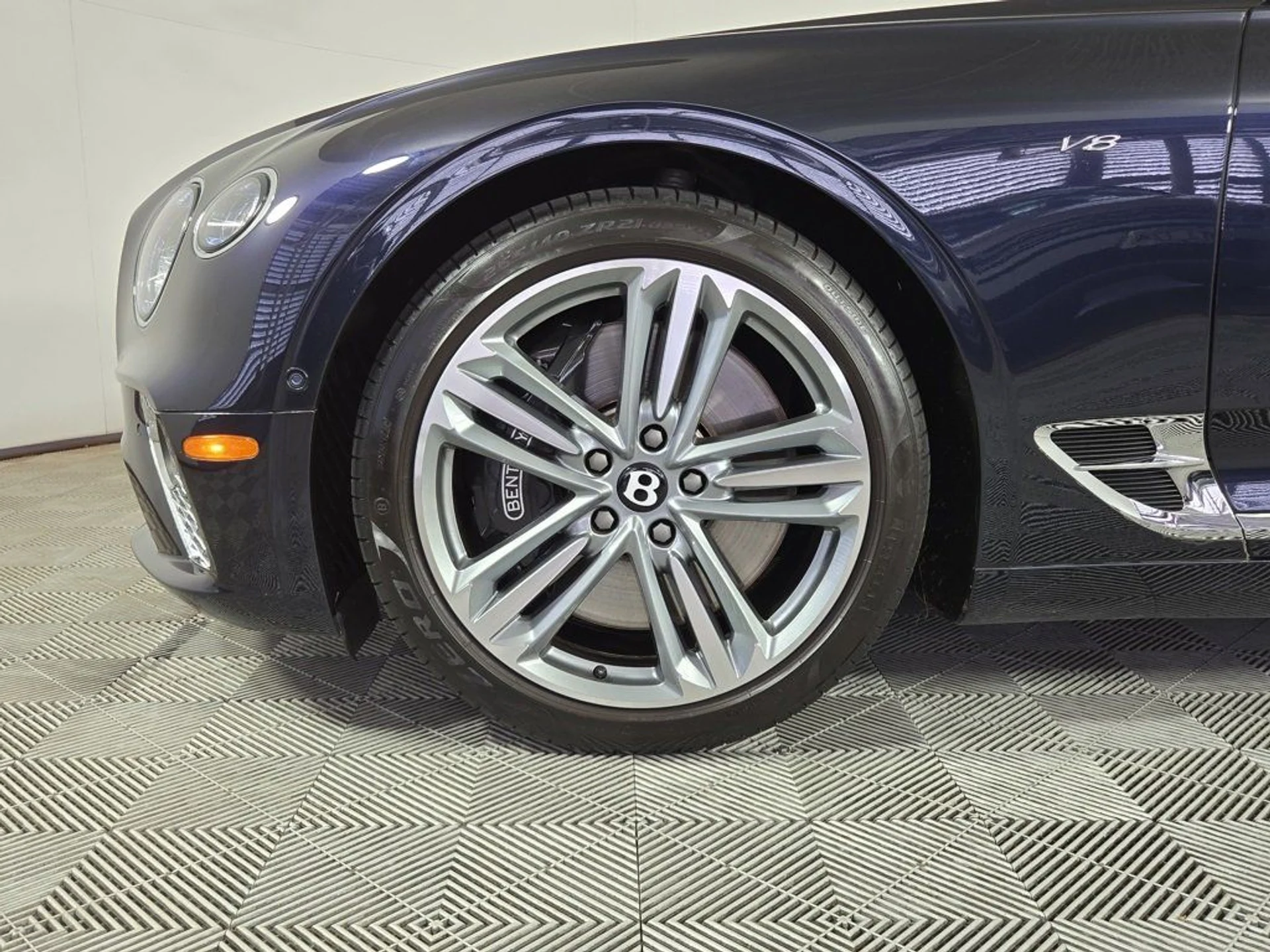 mph013_3566718054_bc1d2bde93fe4da3ba7bdc06616713e1_5314599779