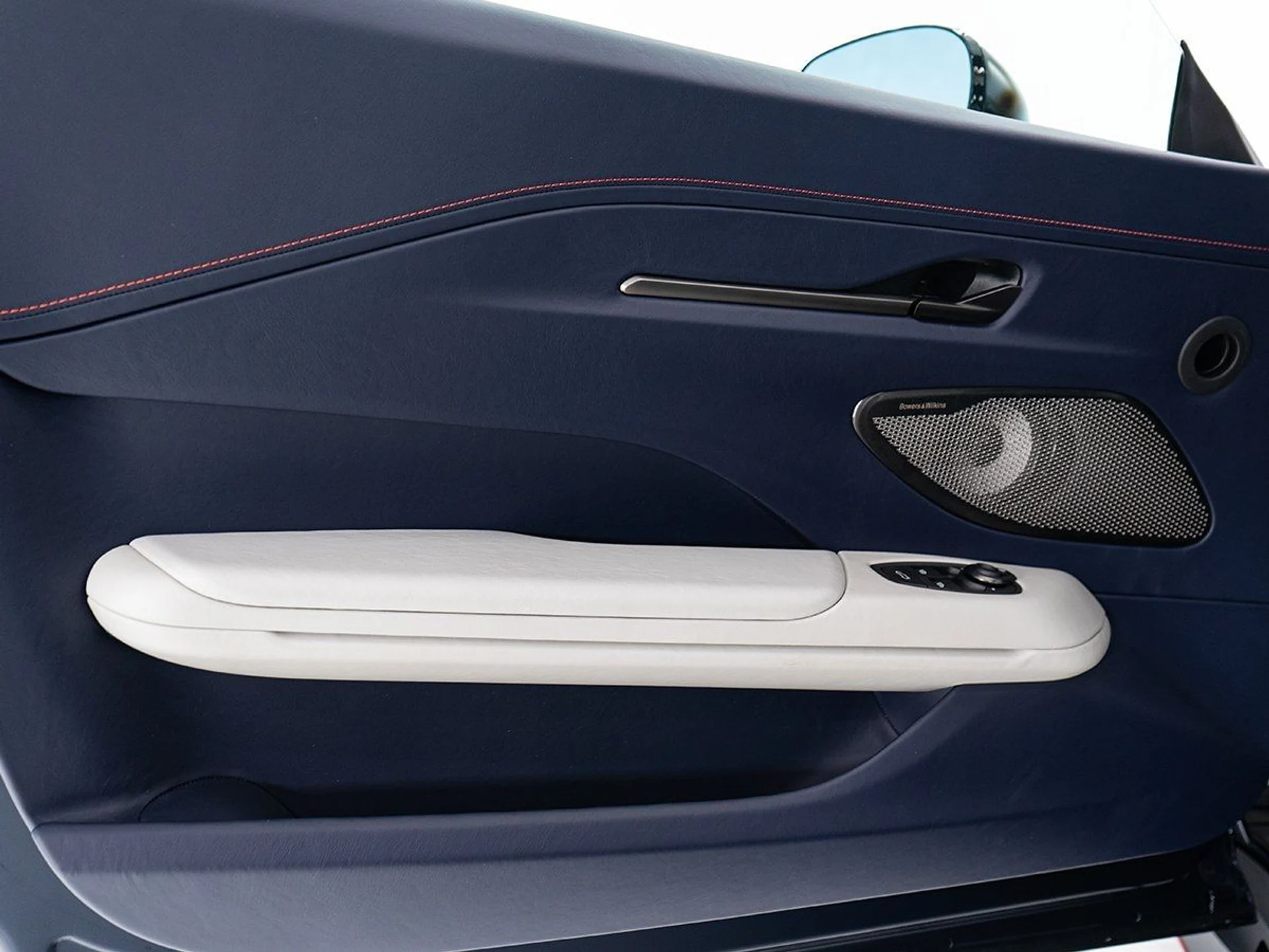 mph013_3567142555_69a1b52df6453953dc38059e134699cc_eb550bb22b