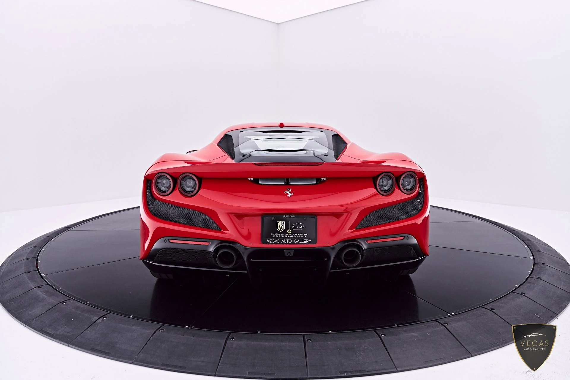 mph013_3568467137_Used_2022_Ferrari_F8_Tributo_Base_1783506999_0223c3c81a