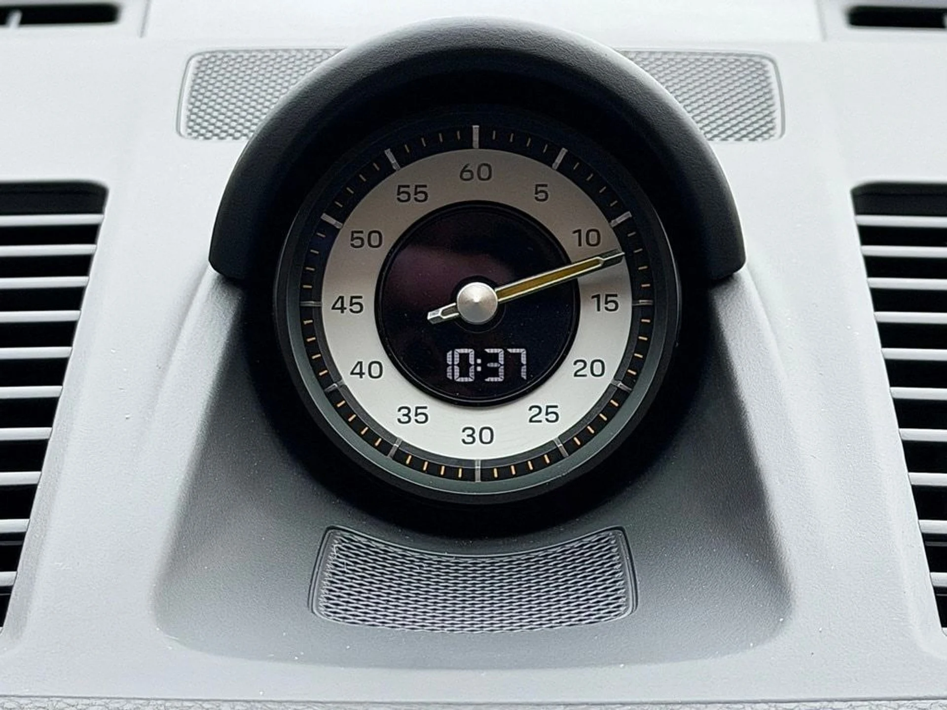 mph013_3573186471_250a9d1f9e3f7a29c1a95d80a5a2fd95x_80e6440201