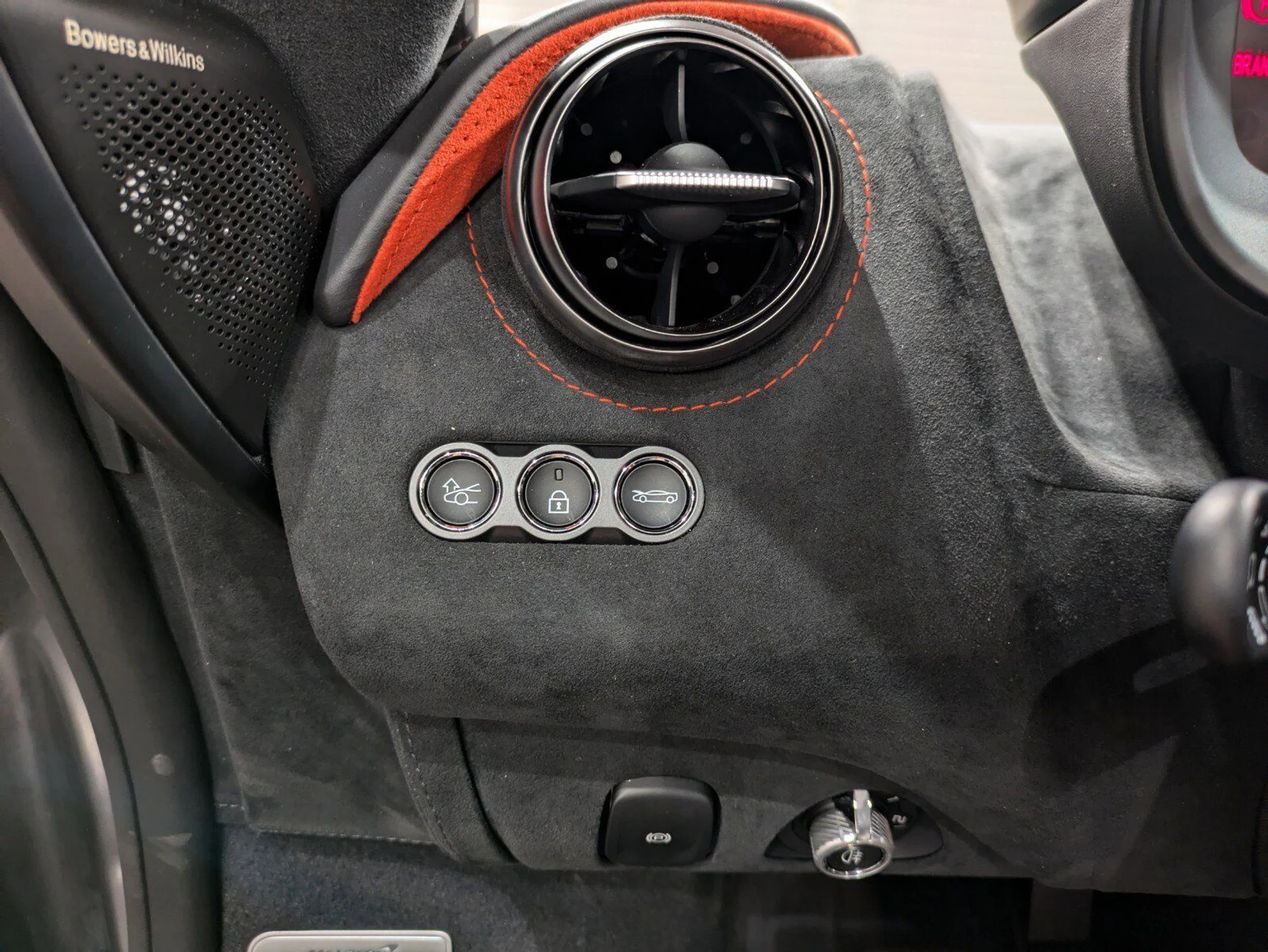 mph013_3576108563_0f369926ab61bc9f60c711ff7ab959fb_82ab60dfe8