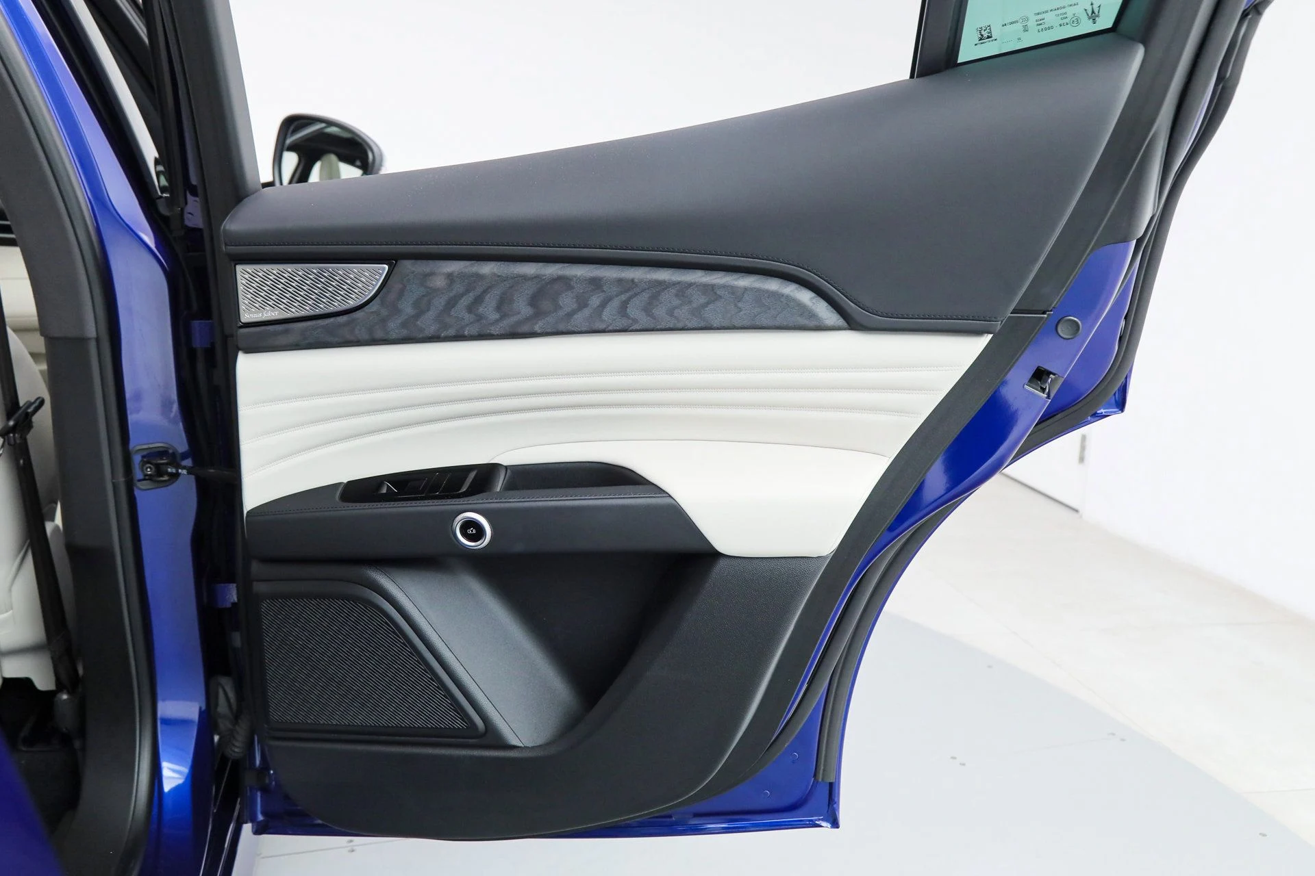 mph013_3576177725_c9fe2f625782f753027ef9ddb64b3d60_0d856d4d71