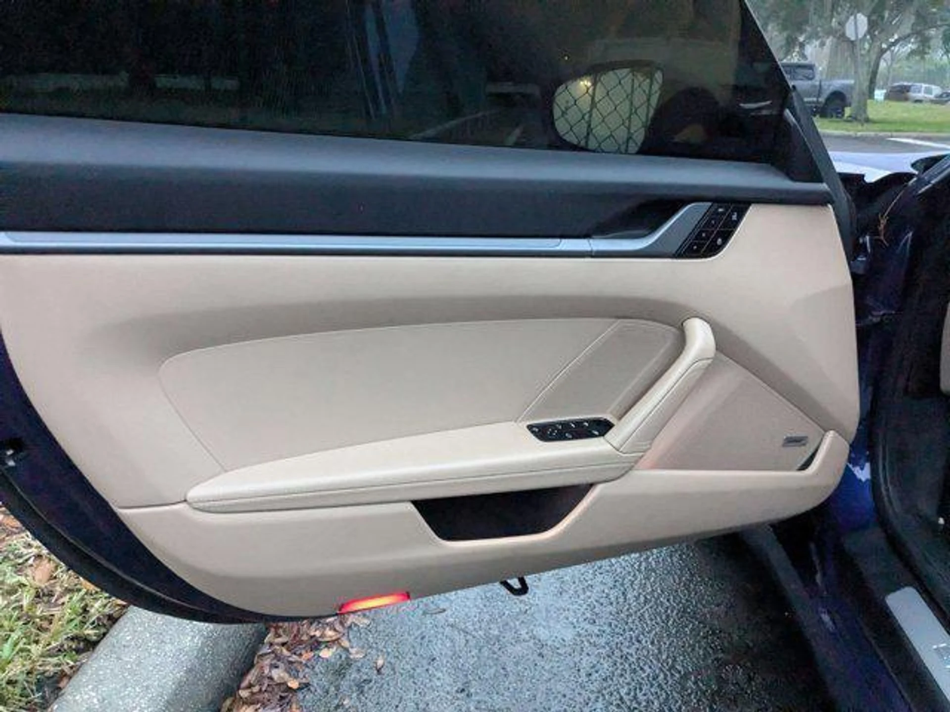 mph013_3585067187_g_G_jcmd_Y3_YWLO_Ay_q_Cl_Xgnzc_Tls_1708abecd3