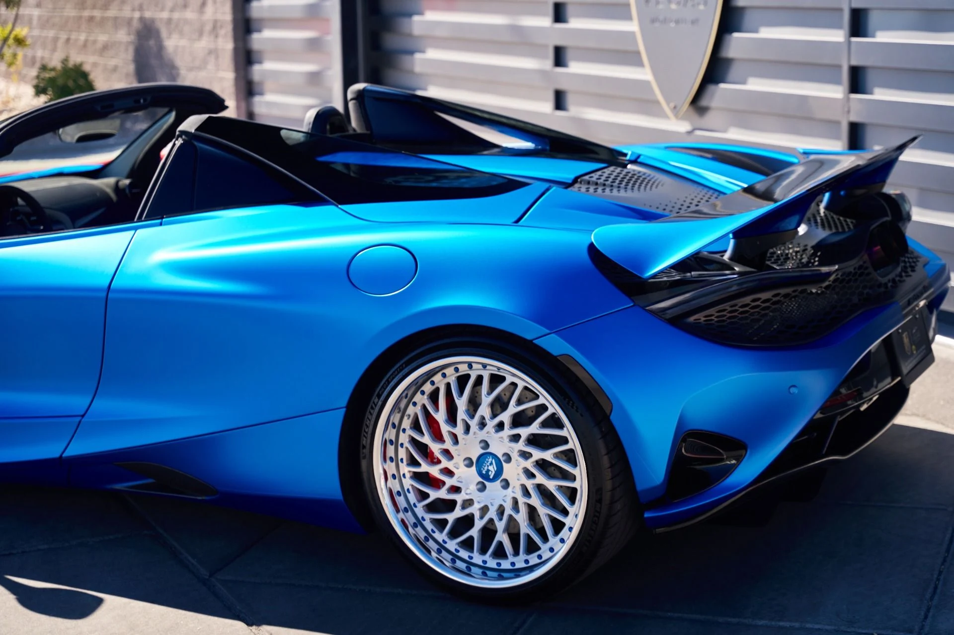 mph013_3587659467_Used_2024_Mc_Laren_750_S_1793147364_d89fc59b6d