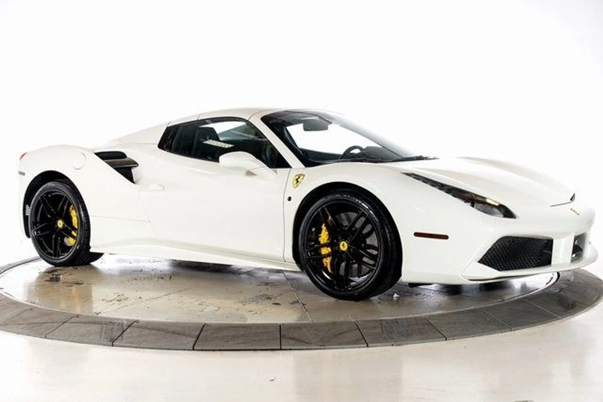 mph013_359302321_ffd252ac51f06cb6e3a2675d3f14dfc3x_ac8d2f7571