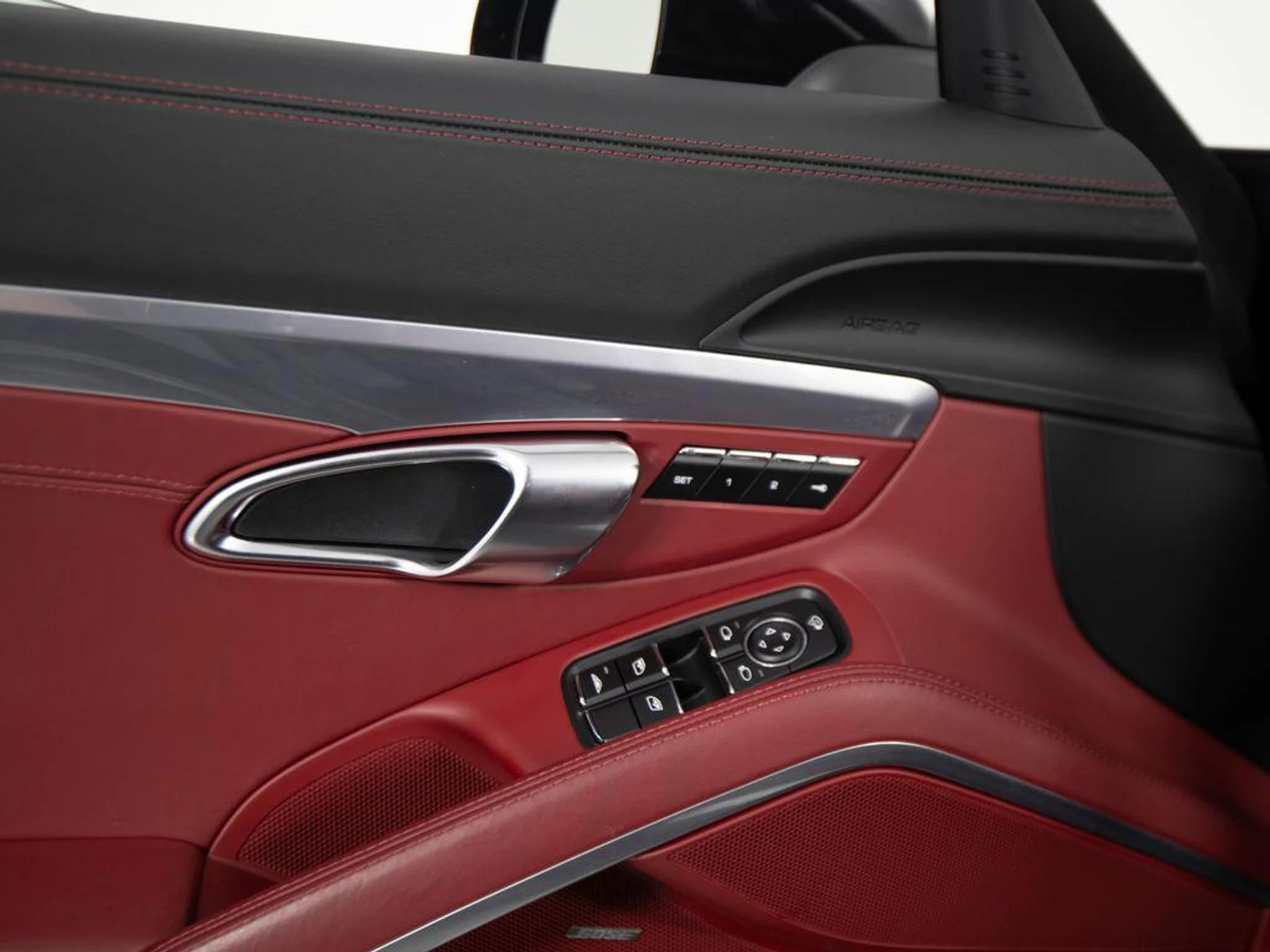 mph013_3596931980_770y_gn_Xpd1p_Re3_F_Uk_C0v_G_Rf_Sys_37e32dee2a