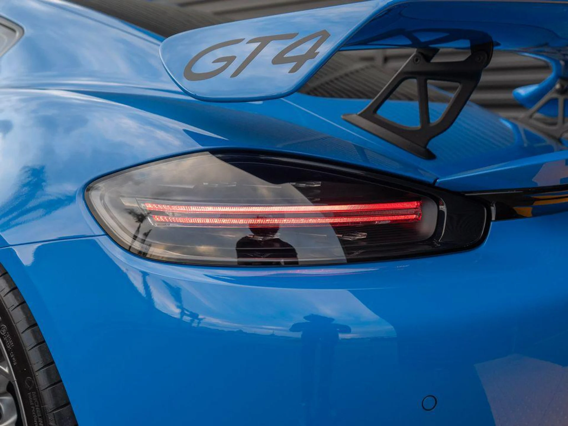 mph013_3598414073_oy_0gb1r_Bl_H_s_OP_0_P_Ek_Hoyzq7_Y_18a48d3014