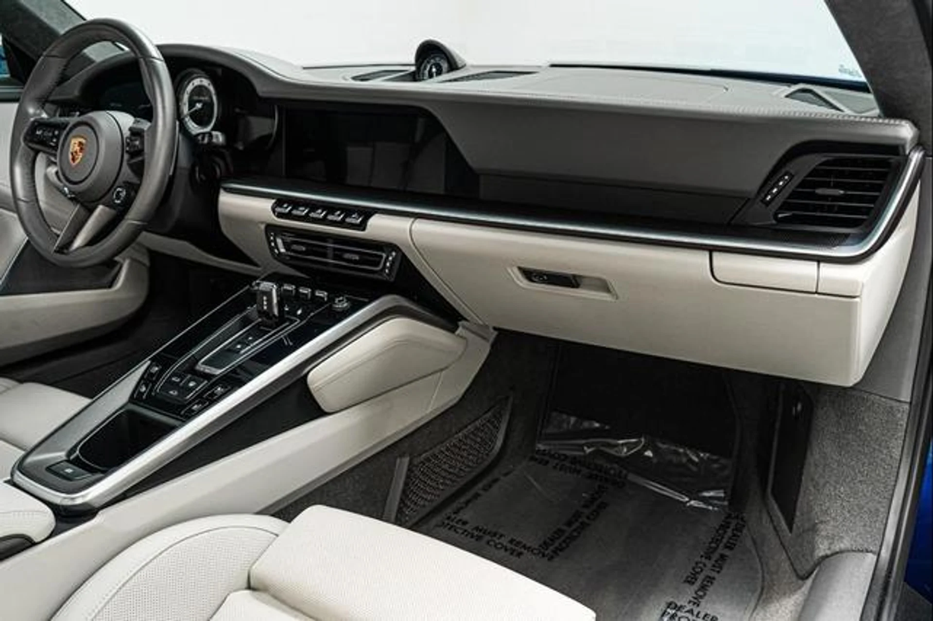 mph013_3601404636_0_S0c7_Ul_Yk2_W_Rc_U_Rv345_P5e_P0_ZKE_56f701a389