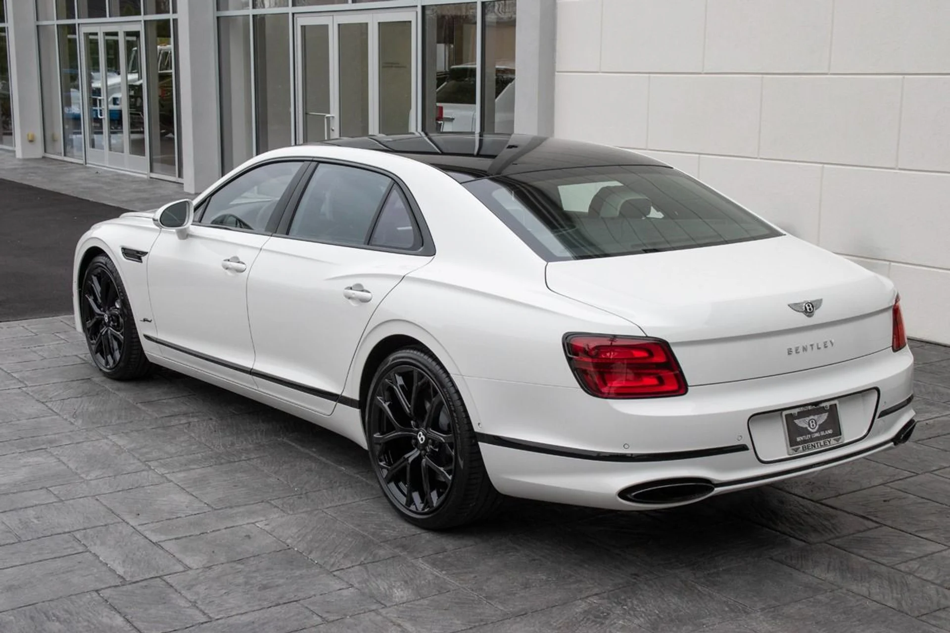 mph013_3602853151_Used_2024_Bentley_Flying_Spur_Speed_1712782200_829f02d3c2