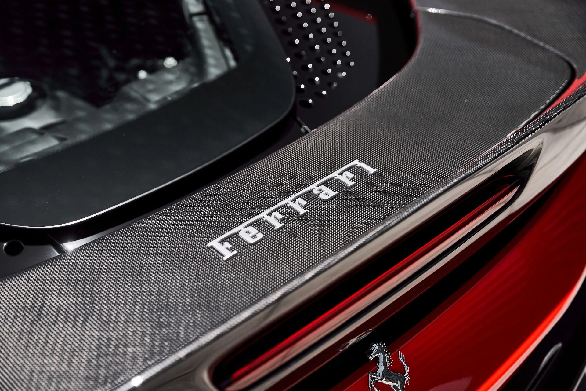 mph013_3612174027_Used_2023_Ferrari_SF_90_Spider_Base_1781118565_af69e6f9fb