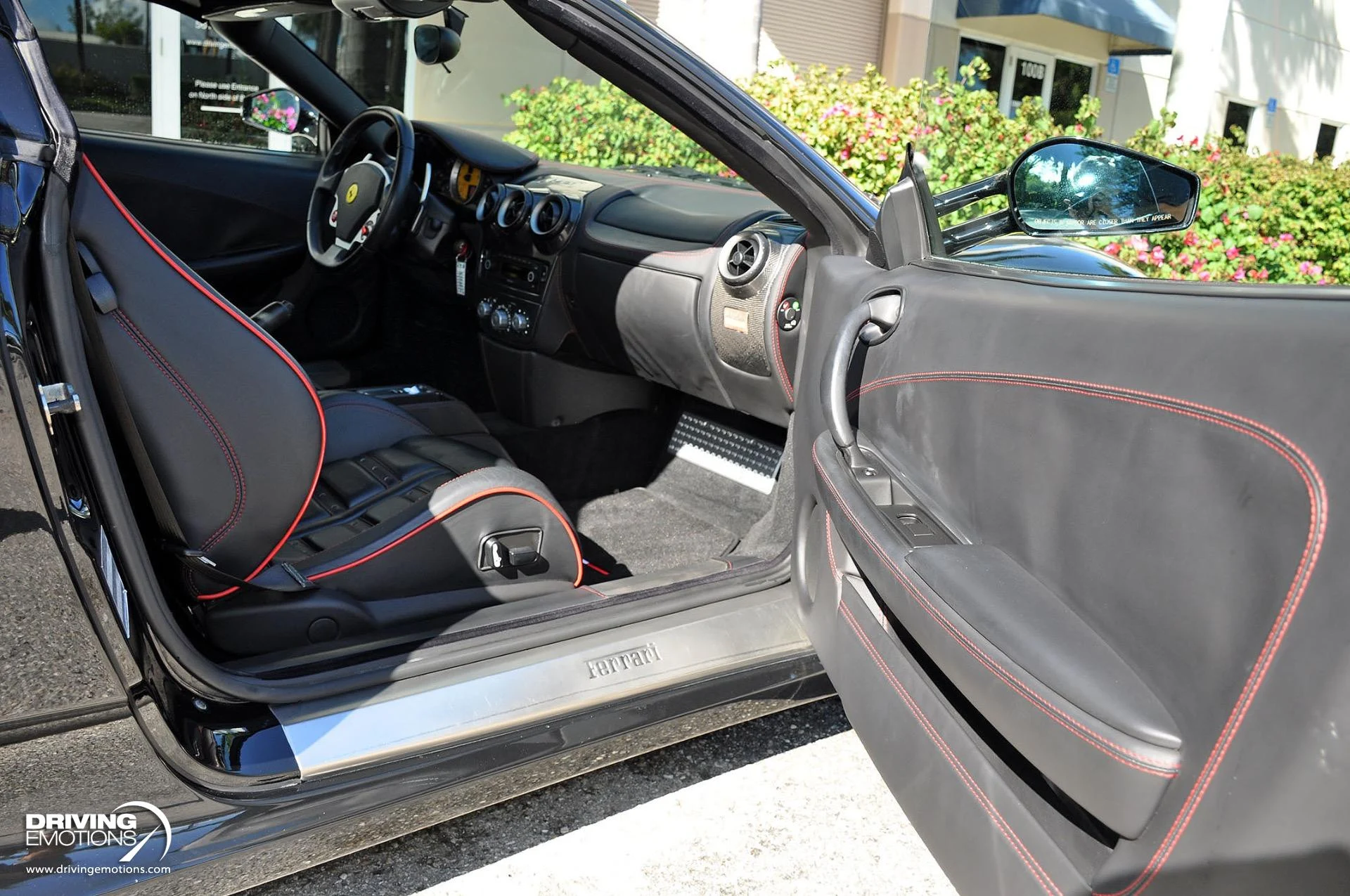 mph013_3614570851_885_p14_l_8c18516322