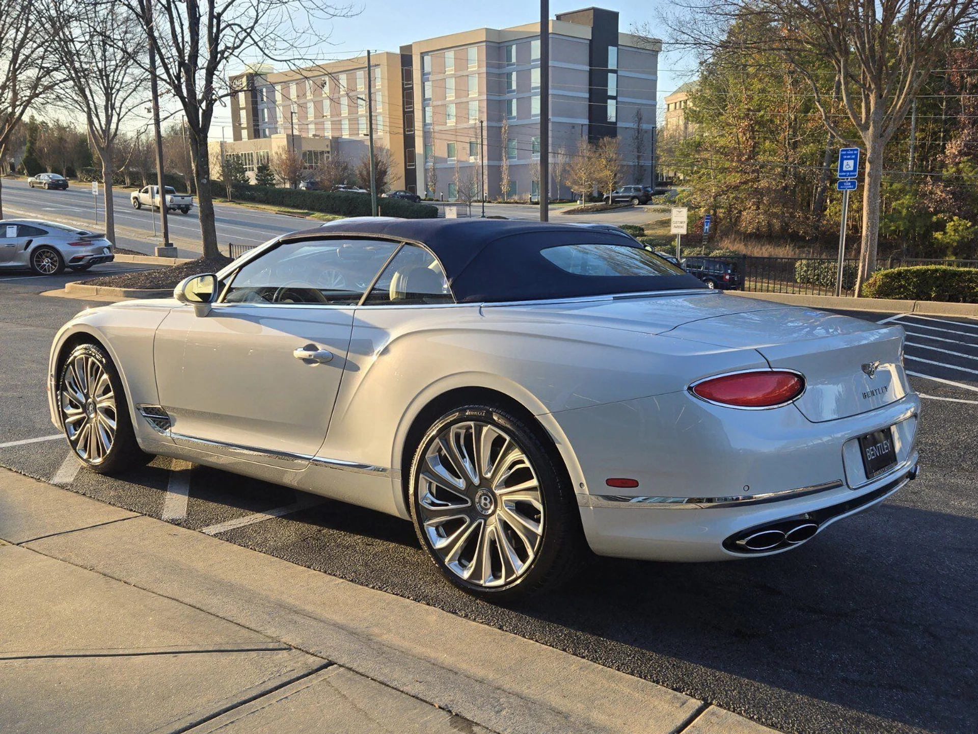 mph013_3615709683_b6cbfbd1ee933023ce7be5000098fadbx_5ca3bd273c