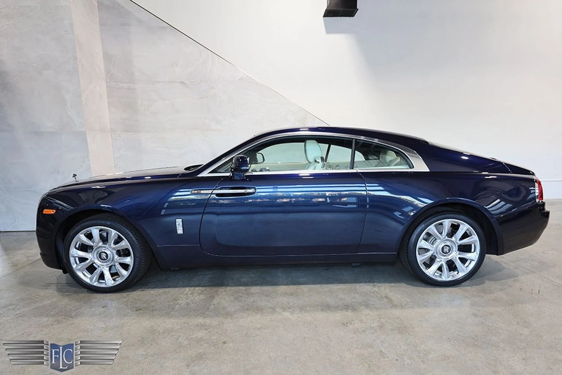 mph013_3616901545_used_2019_rolls_royce_wraith_coupe_9689_22959552_14_1024_789ac429bb