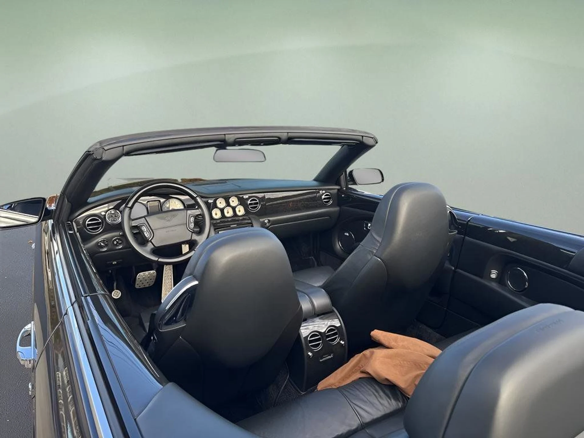 mph013_3617130950_6b6cdd05ebf4442295bdde046f88ec32_e0622473a6