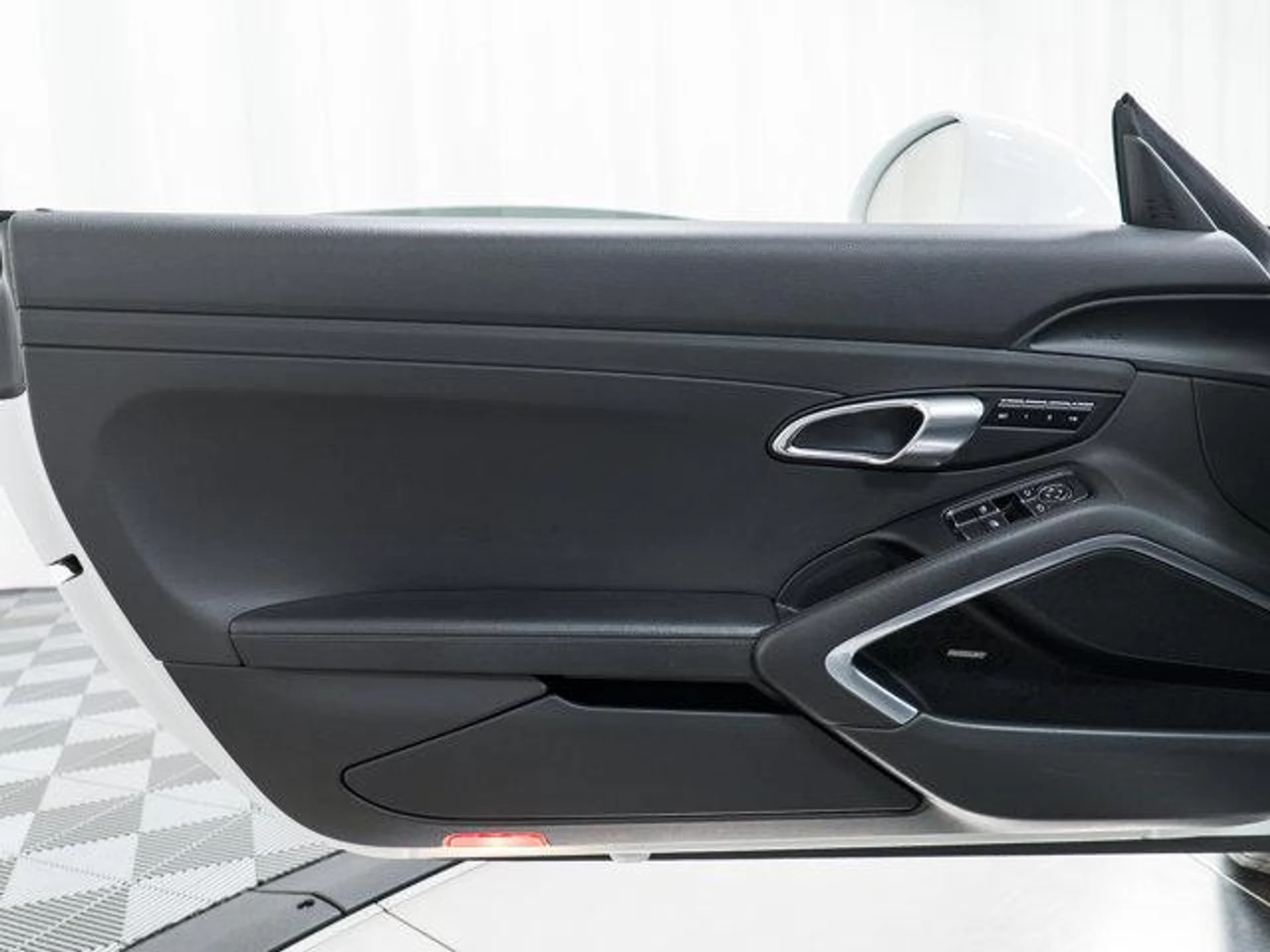 mph013_3618791495_Yu_Ujiw_Mph_LXO_29_Jo0_Db_SD_Gu_Zd_V4_276ecd6bc4