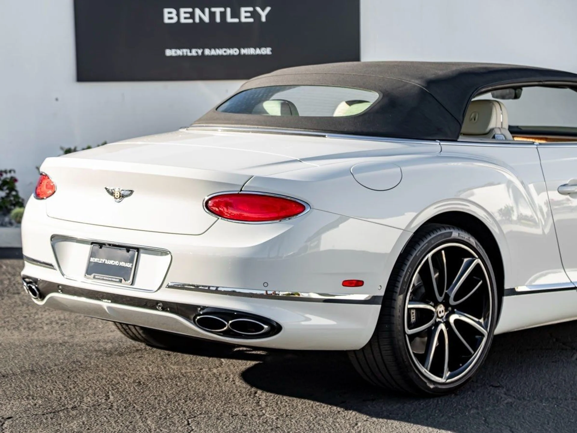 mph013_3621106309_14_d4b9483281