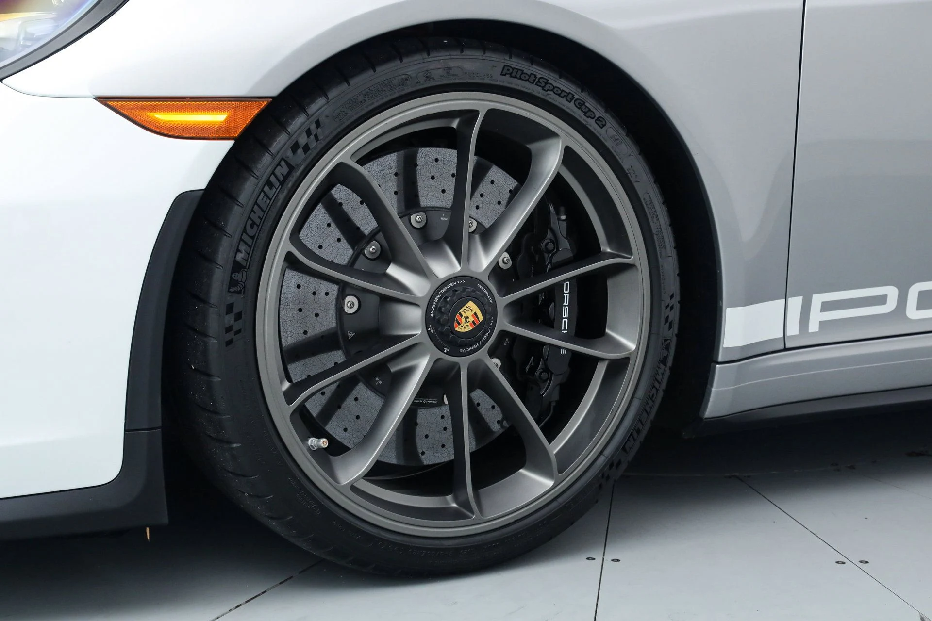 mph013_3622313763_fbffcd02b801737ab3e16fd1a6b5514d_0e91993d30