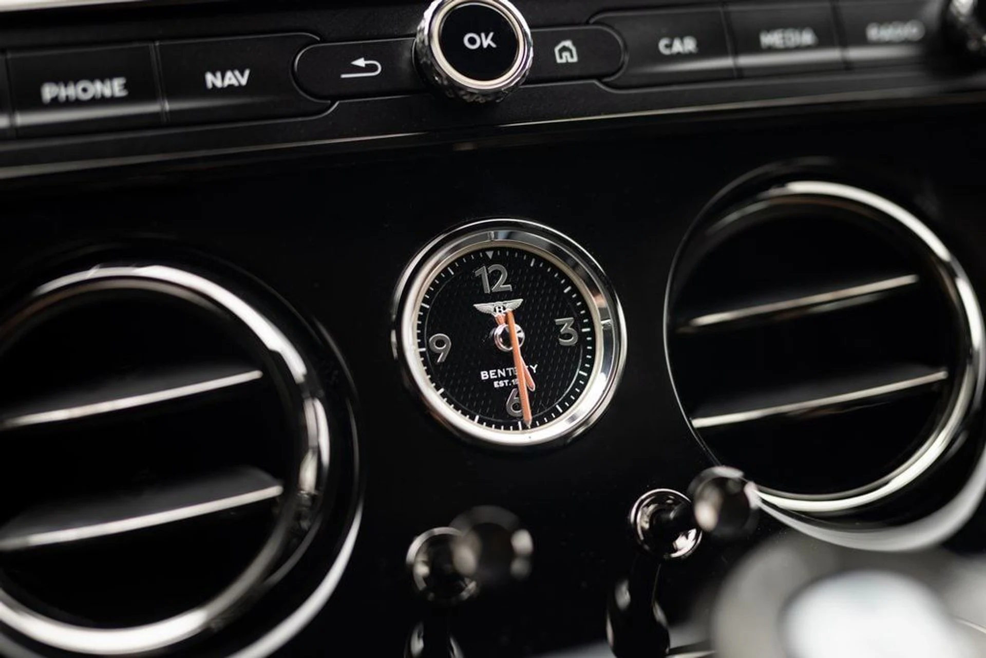 mph013_3622928398_7ffe57bc89e0691551e241c57f3112e1x_f3b042700f