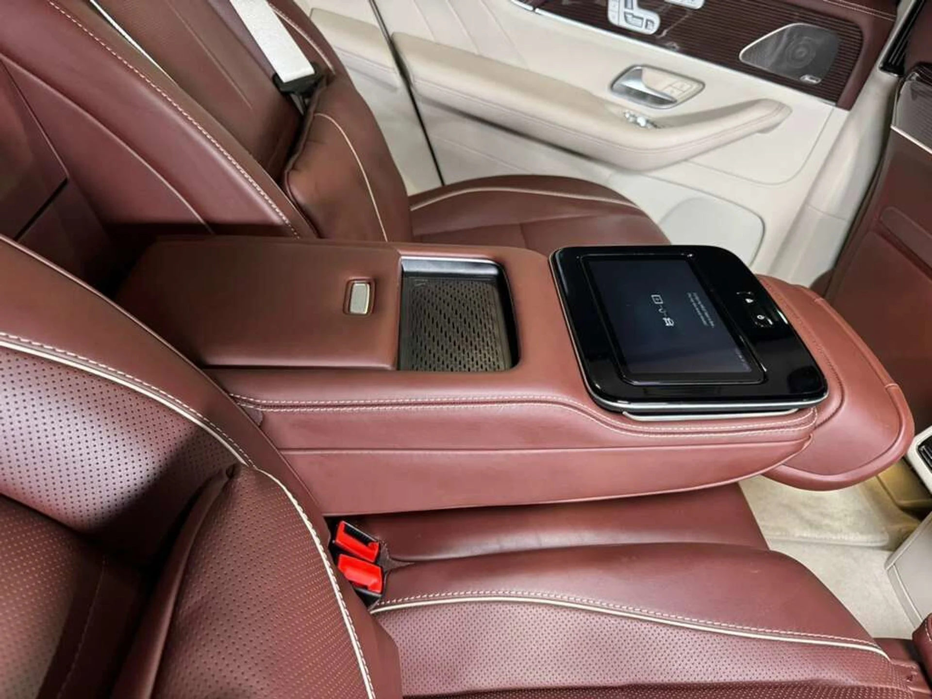 mph013_3623734817_6a931b8f6ca59ec1e3022959046063cb_51ea45eba8