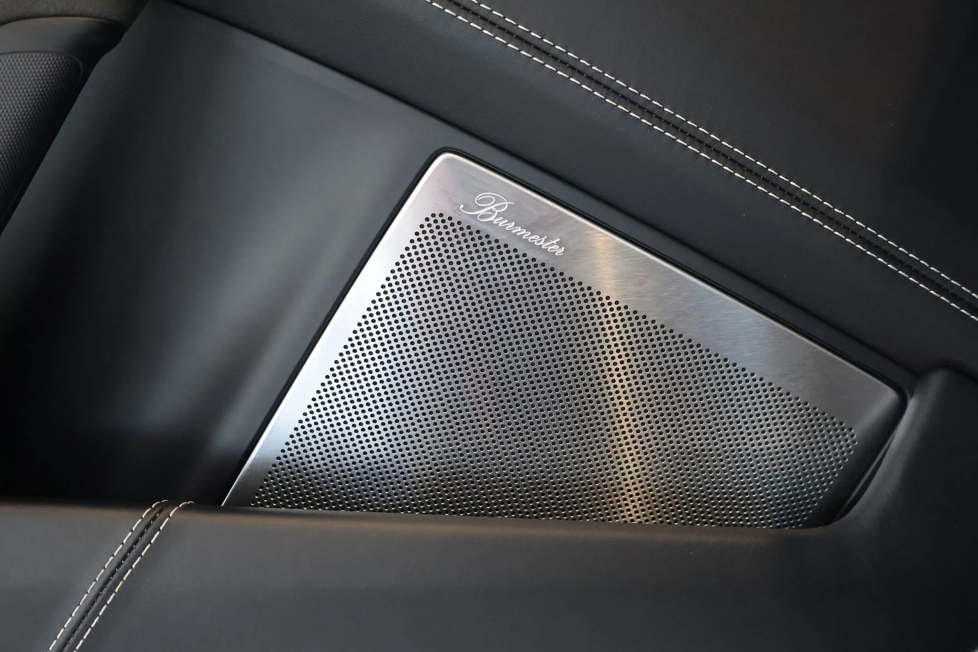 mph013_3624256631_4ec4082d1993dacf210724c862a24fae_cc8fdc453b