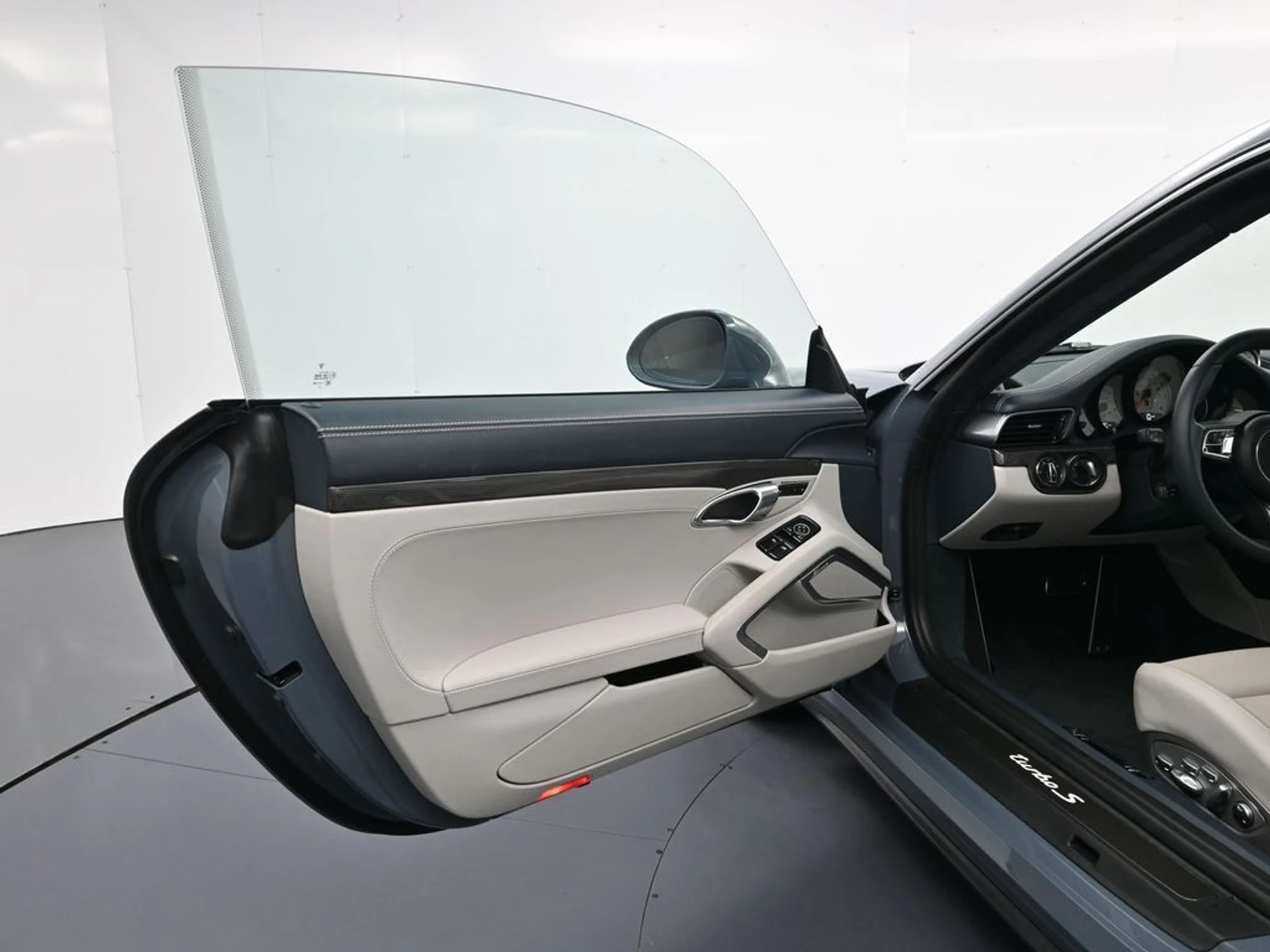 mph013_3627738204_b50b8078419e2c6b5aac061d7ec6ac1ax_481f553c0f