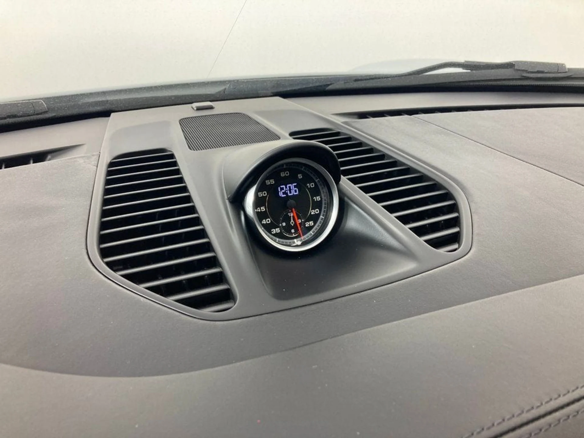 mph013_3634968729_714af45bff024b2dd02f5024f2667111_ad0d84056a