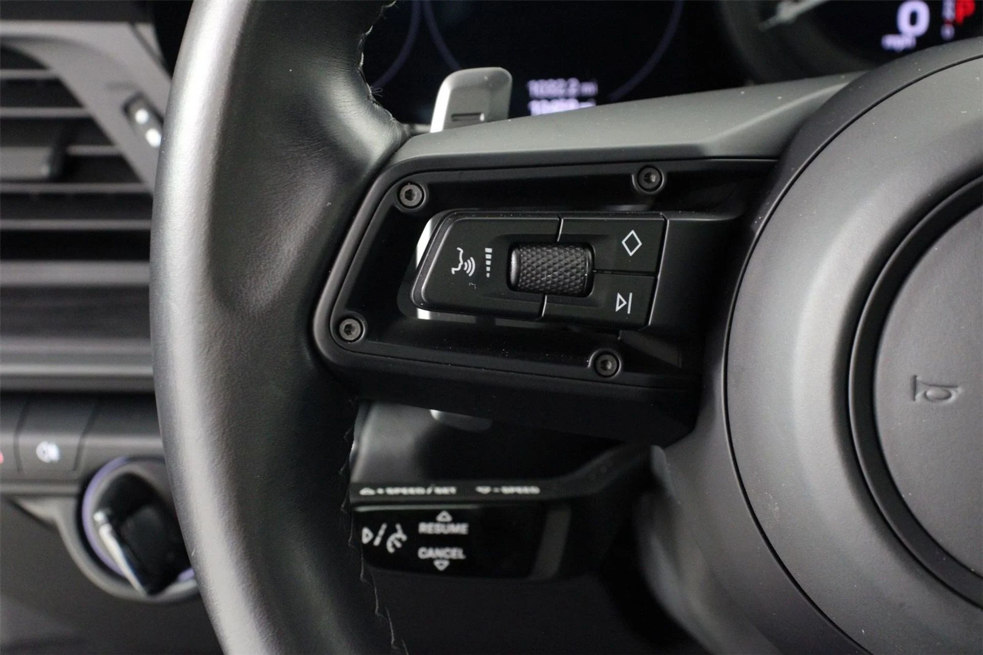 mph013_3652010211_47f029d89f9875a23a47079feeeca196_2b07ca53f3