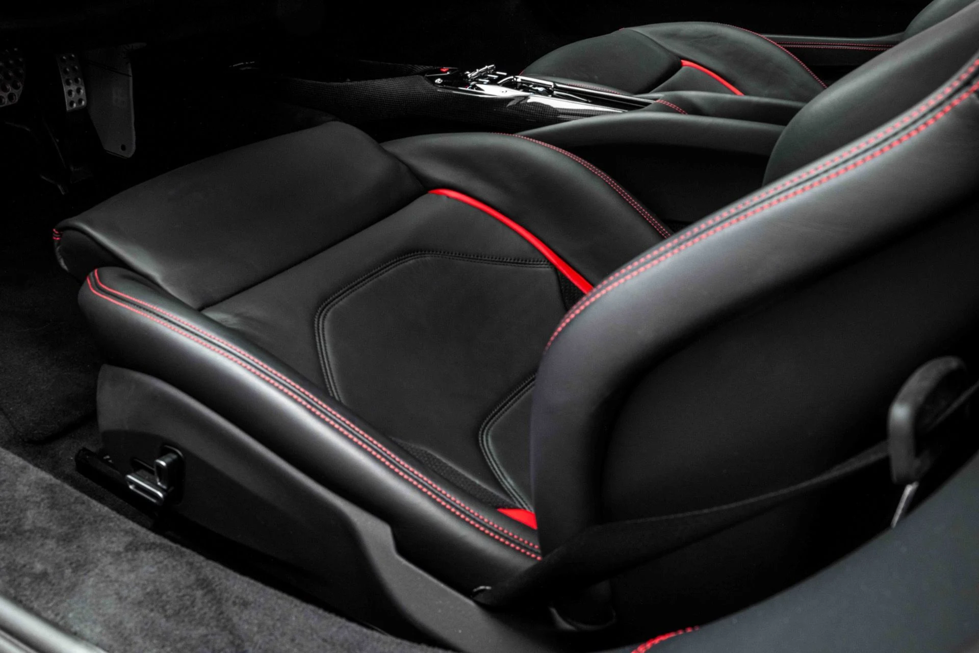 mph013_3662057036_Used_2025_Ferrari_296_GTB_1774025093_0527d1bf16